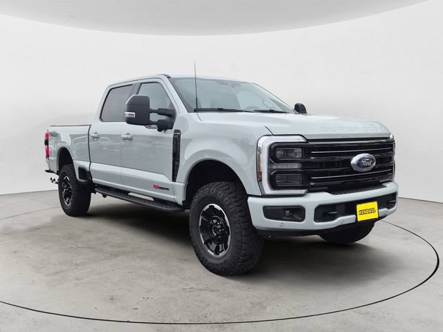 Certified 2025 Ford F350 Platinum w/ Tremor Off-Road Package AWD/4WD image 3