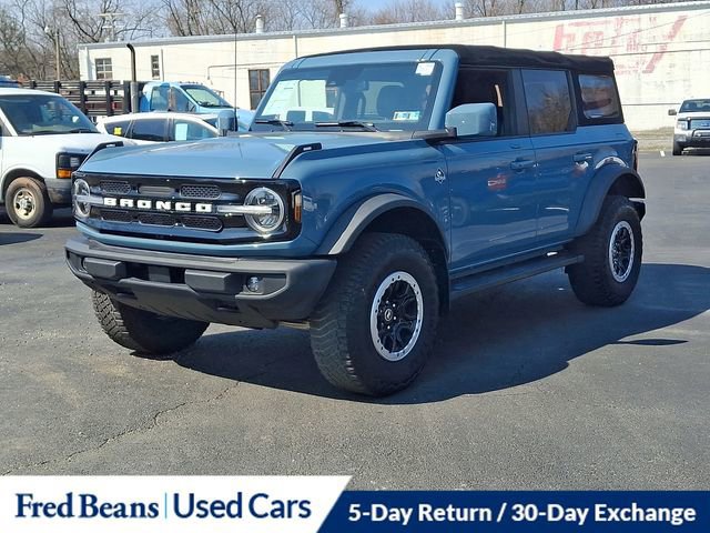 Certified 2022 Ford Bronco Outer Banks w/ Sasquatch Package AWD/4WD image 2