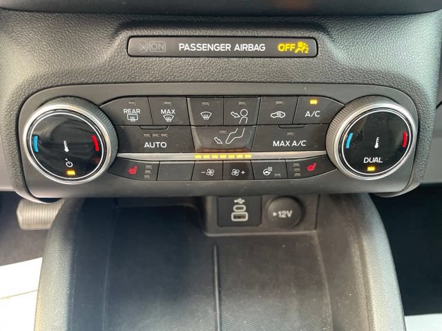 Certified 2025 Ford Escape ST-Line Select AWD/4WD image 16
