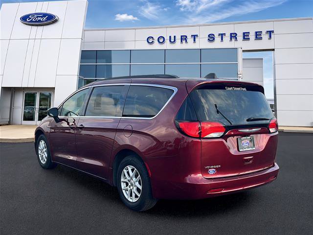 Used 2021 Chrysler Voyager Lxi FWD image 7