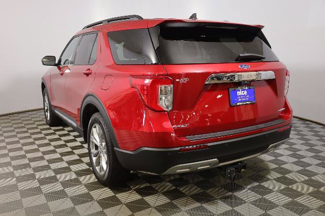 Certified 2024 Ford Explorer XLT w/ Equipment Group 202A AWD/4WD image 7
