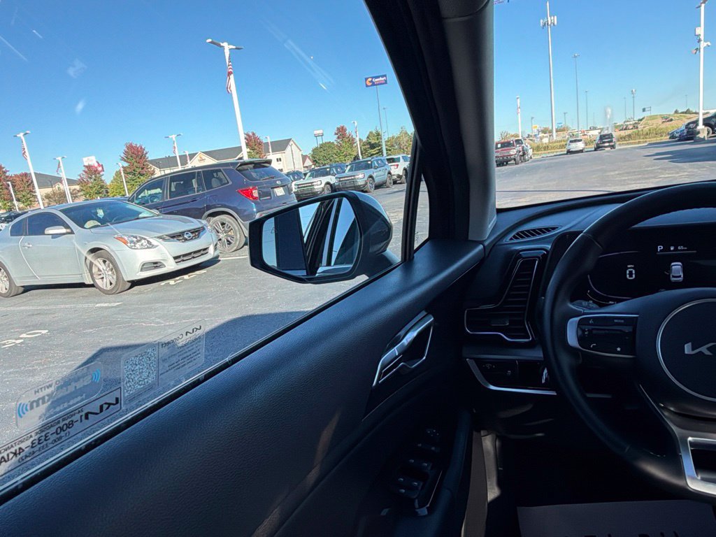 Used 2023 Kia Sportage EX FWD image 22