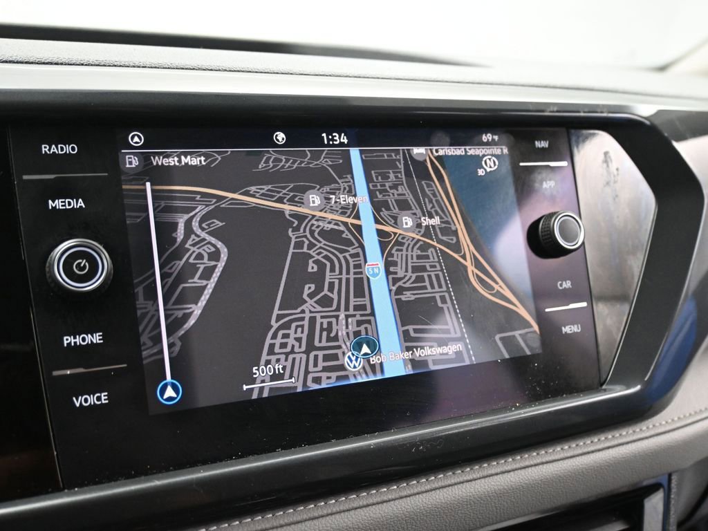 Used 2022 Volkswagen Taos SEL w/ Panoramic Sunroof Package image 43