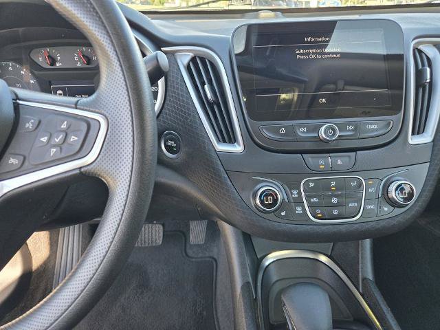 Used 2025 Chevrolet Malibu LT FWD image 13