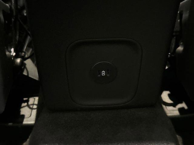 Certified 2025 Ford Escape SE w/ PHEV Premium Package image 30