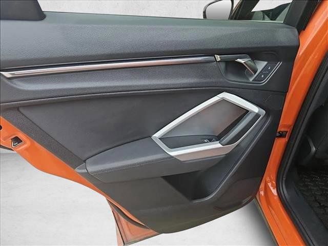 Used 2022 Audi Q3 2.0T Premium Plus w/ Premium Plus Package image 9