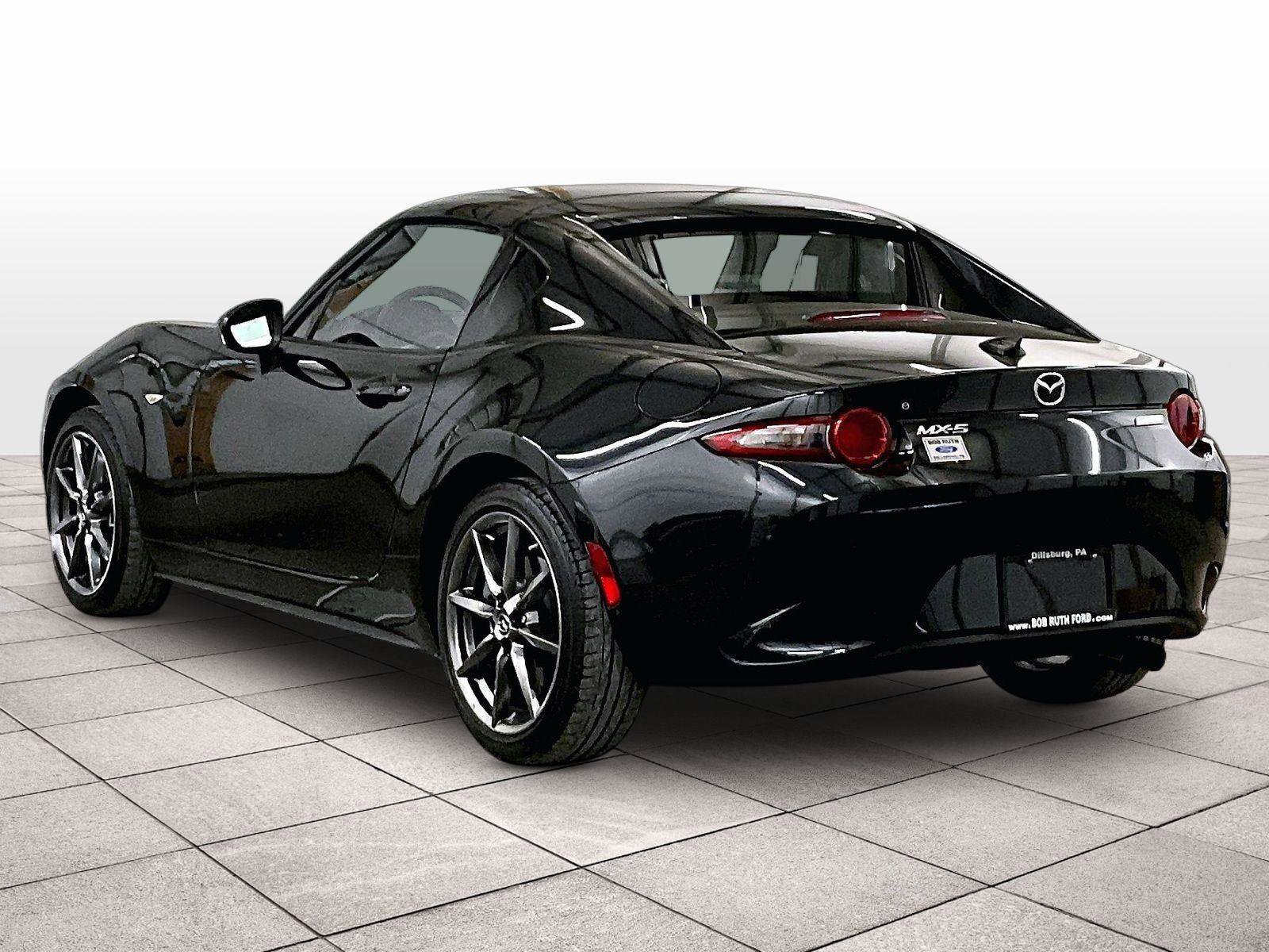 Used 2018 MAZDA MX-5 Miata RF Grand Touring RWD image 10