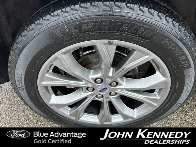 Certified 2023 Ford Explorer XLT w/ Equipment Group 202A AWD/4WD image 8