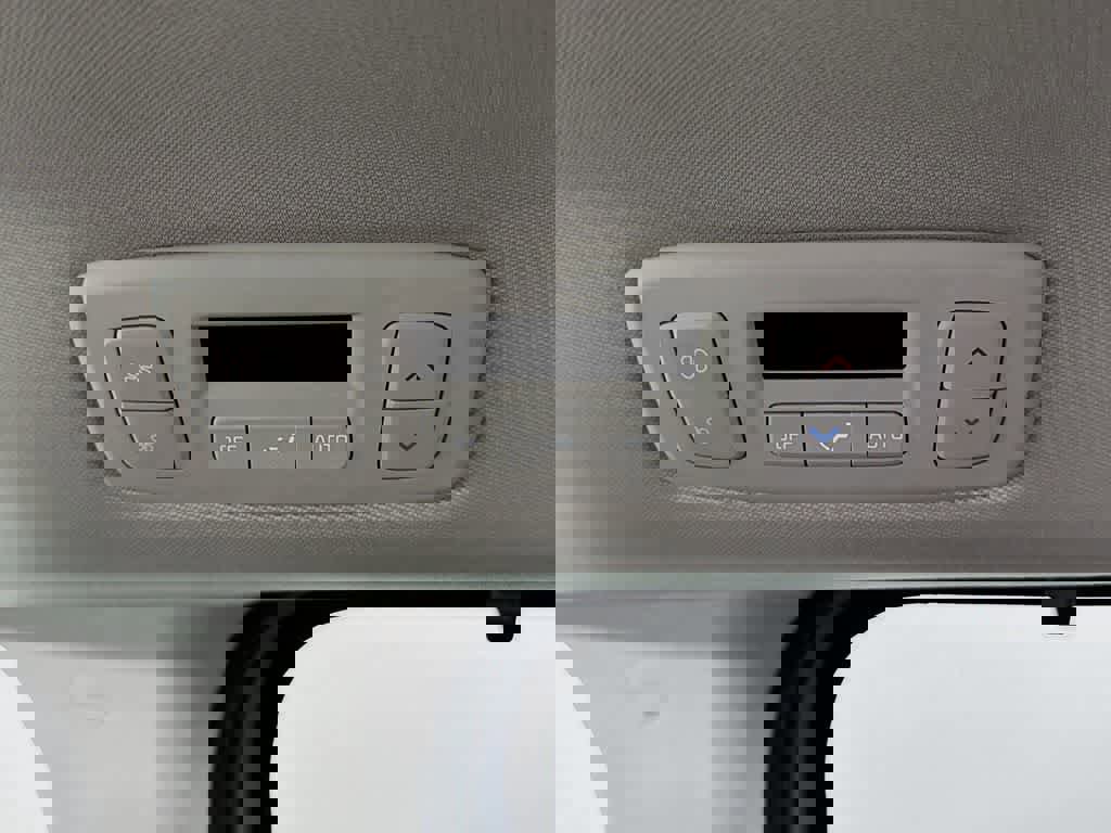 Used 2023 Kia Carnival SX Prestige image 16