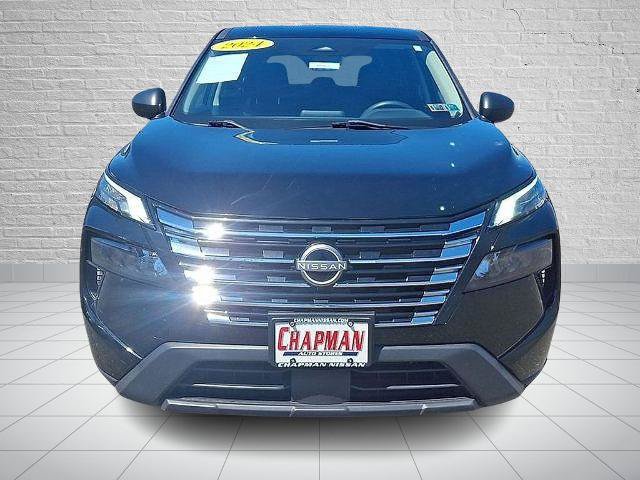 Used 2024 Nissan Rogue S AWD/4WD image 2