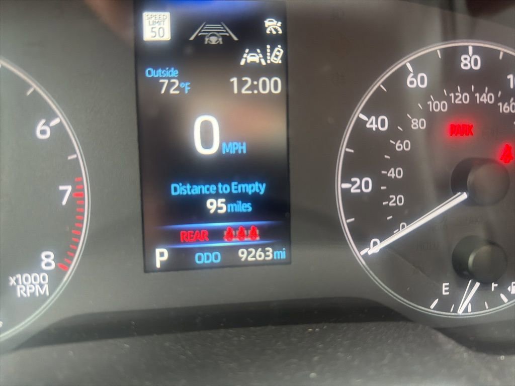 Used 2025 Toyota Corolla LE FWD image 3