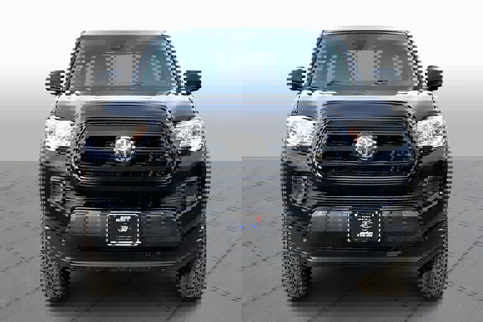 Used 2020 Toyota Tacoma SR w/ SX Package image 7