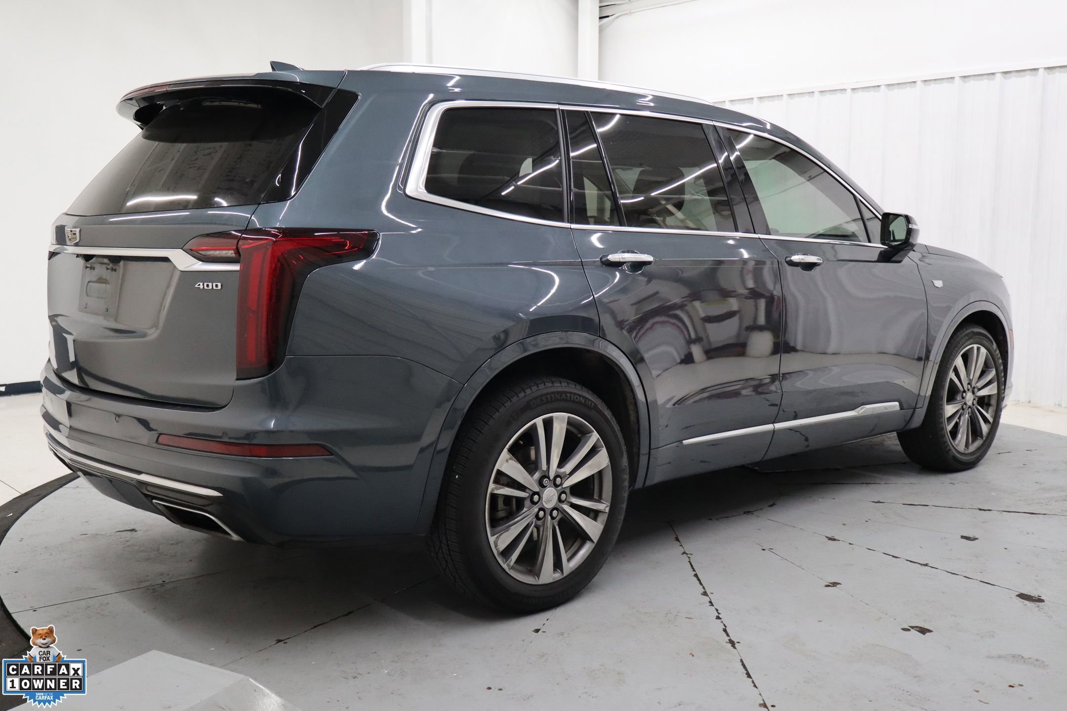 Used 2021 Cadillac XT6 Premium Luxury w/ LPO, Floor Liner Package image 5