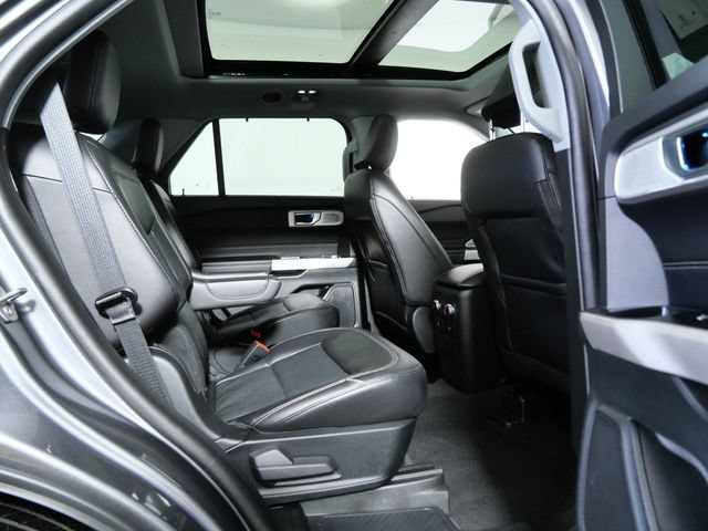Certified 2023 Ford Explorer Limited w/ Limited Technology Package AWD/4WD image 12