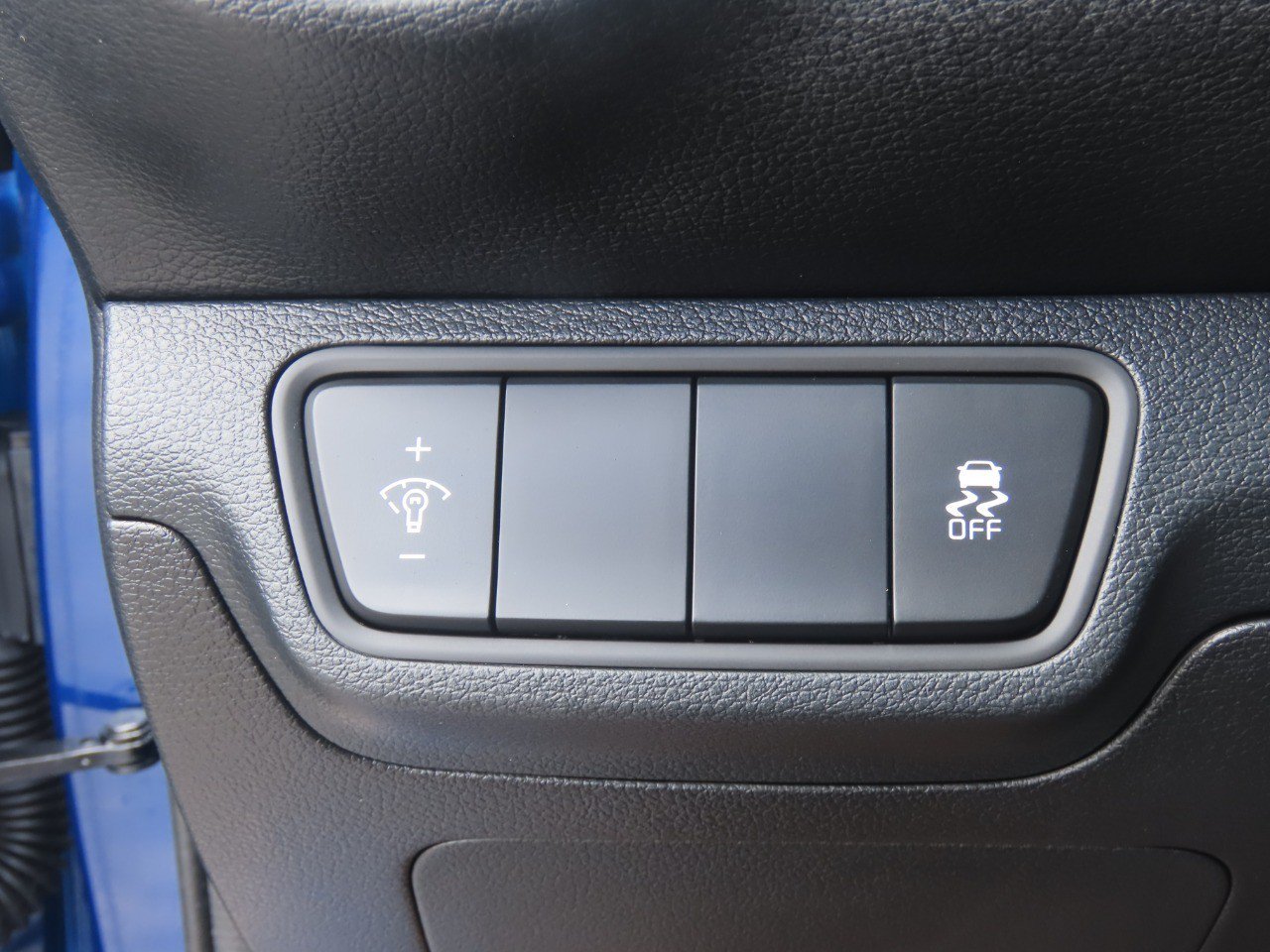 Used 2024 Kia Forte LXS FWD image 23