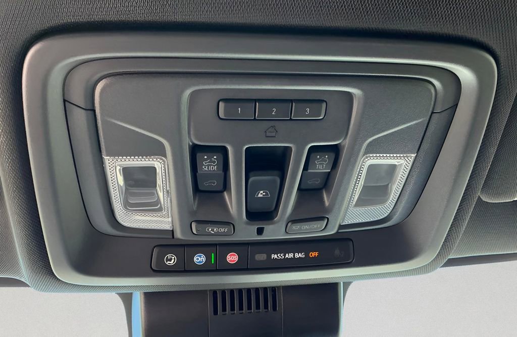 Used 2024 Chevrolet Silverado 1500 High Country image 55