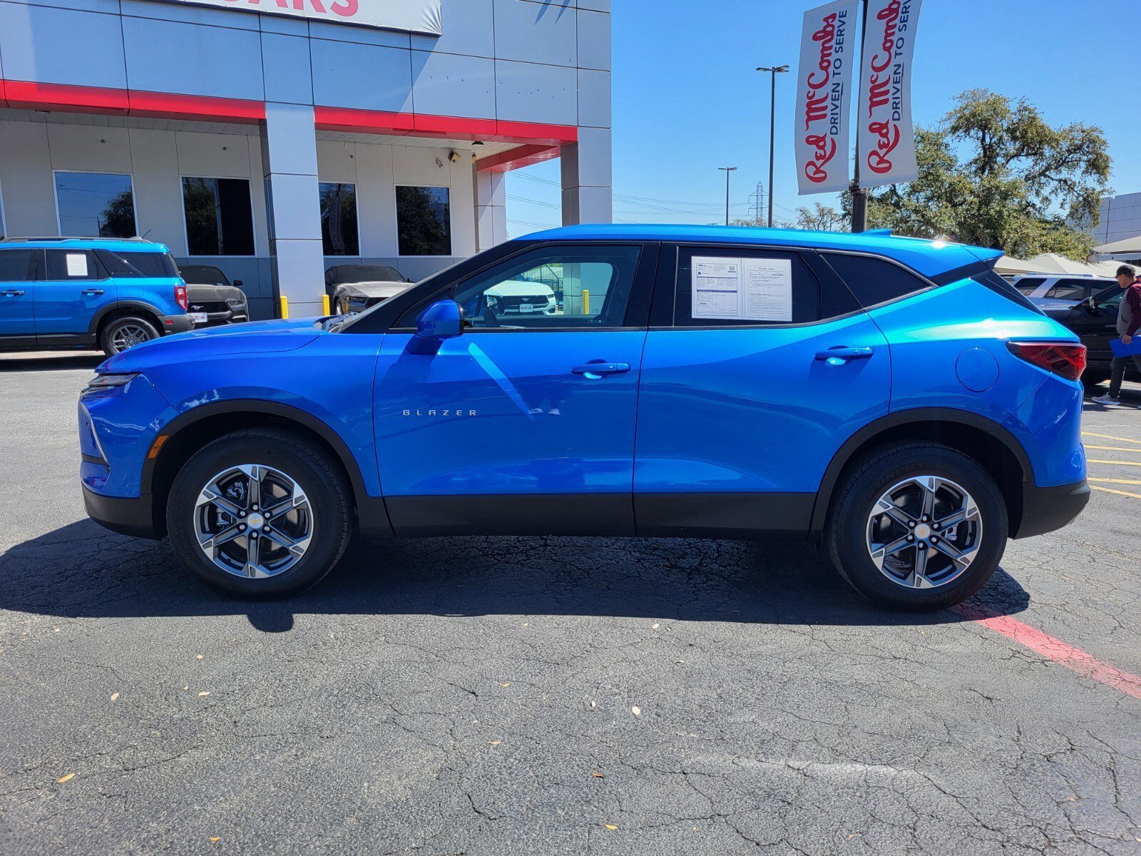 Used 2025 Chevrolet Blazer LT image 6