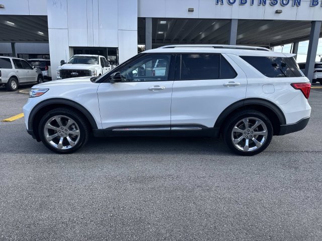Certified 2020 Ford Explorer Platinum w/ Premium Technology Package AWD/4WD image 8