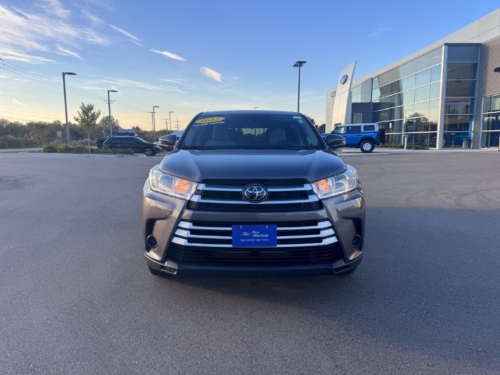 Used 2017 Toyota Highlander LE FWD image 8