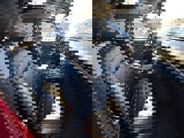 Certified 2022 Ford Explorer XLT w/ Equipment Group 202A image 9