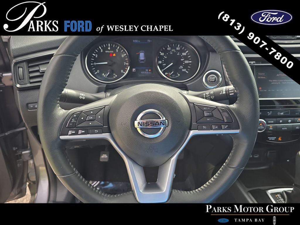 Used 2018 Nissan Rogue SV AWD/4WD image 28