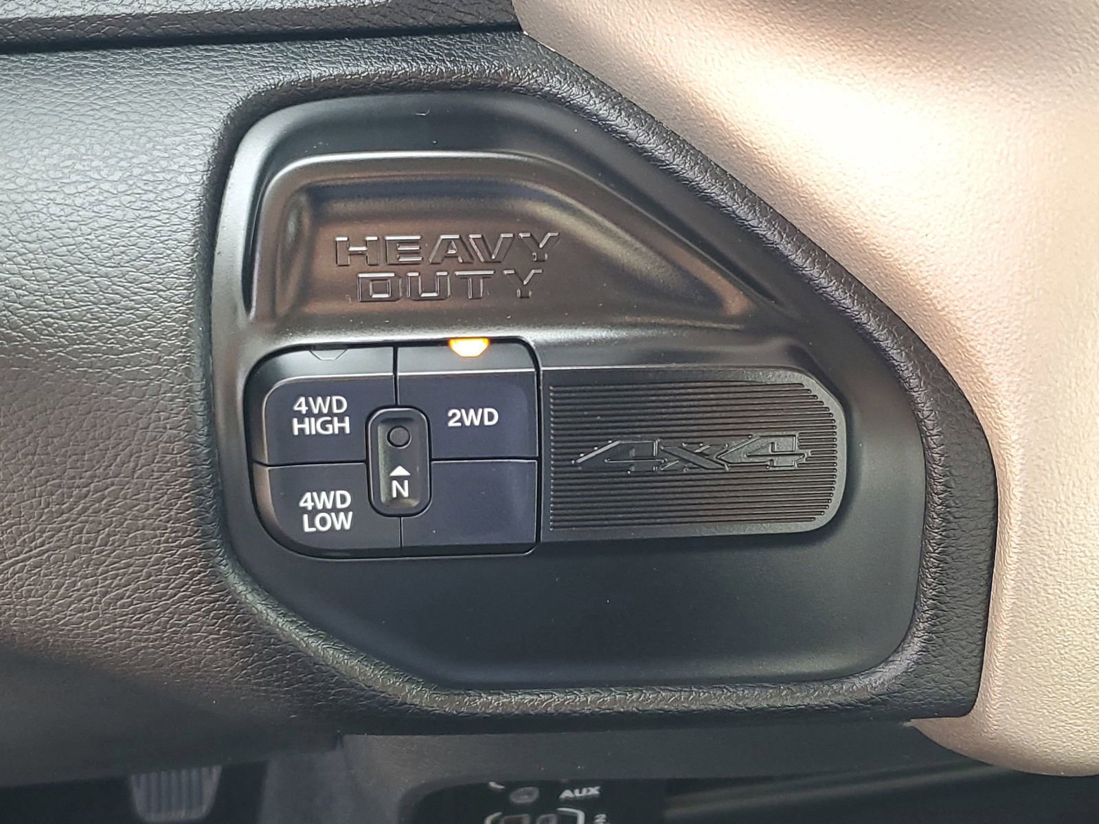 Used 2024 RAM 2500 Laramie w/ Safety Group image 28