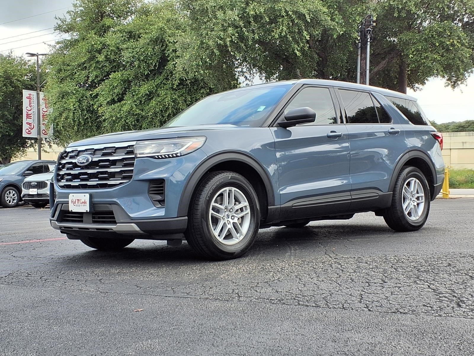 Certified 2026 Ford Explorer Active RWD image 1