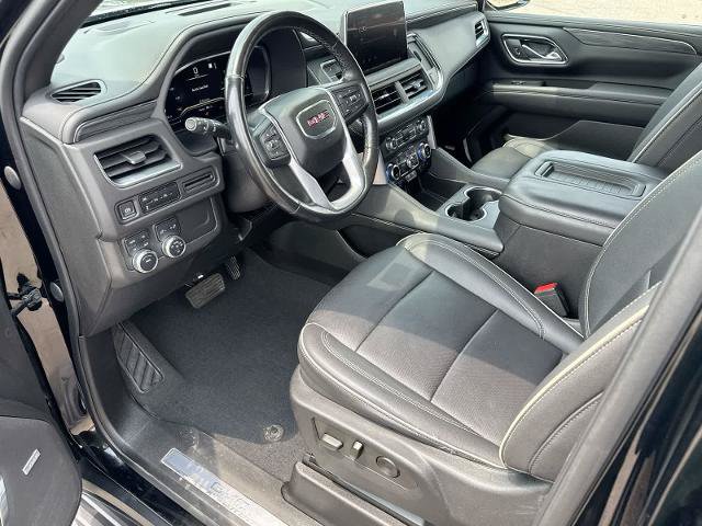 Used 2023 GMC Yukon SLT AWD/4WD image 10