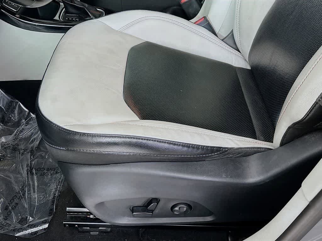 Used 2021 Jeep Compass Limited FWD image 30