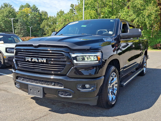 Used 2021 RAM 1500 4x4 Crew Cab image 4