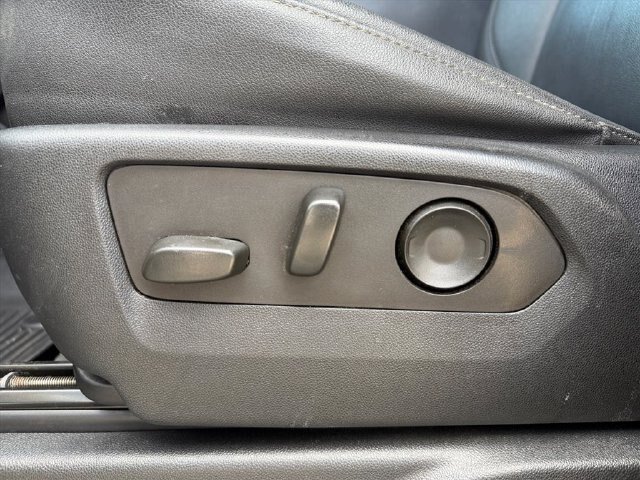 Used 2023 Chevrolet Suburban Z71 AWD/4WD image 12