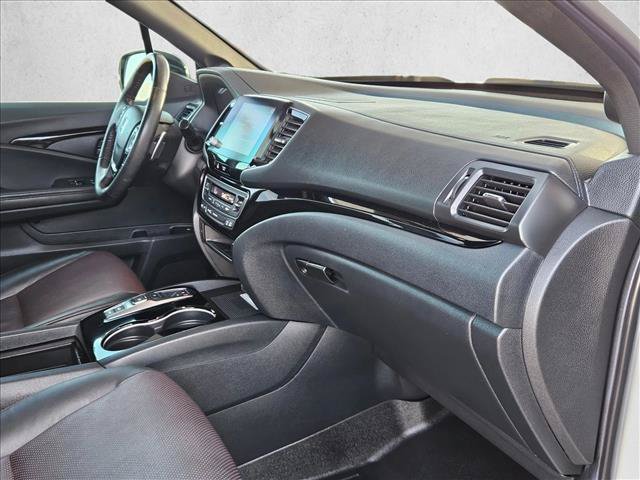 Used 2022 Honda Ridgeline Black Edition image 18
