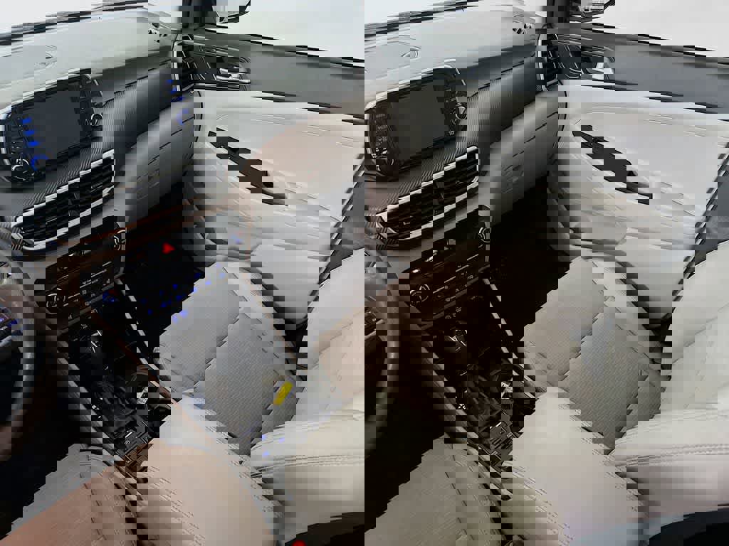 Used 2021 Hyundai Tucson SEL w/ Cargo Package image 11