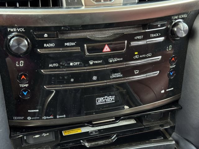 Used 2017 Lexus LX 570 4WD w/ Luxury Package image 19