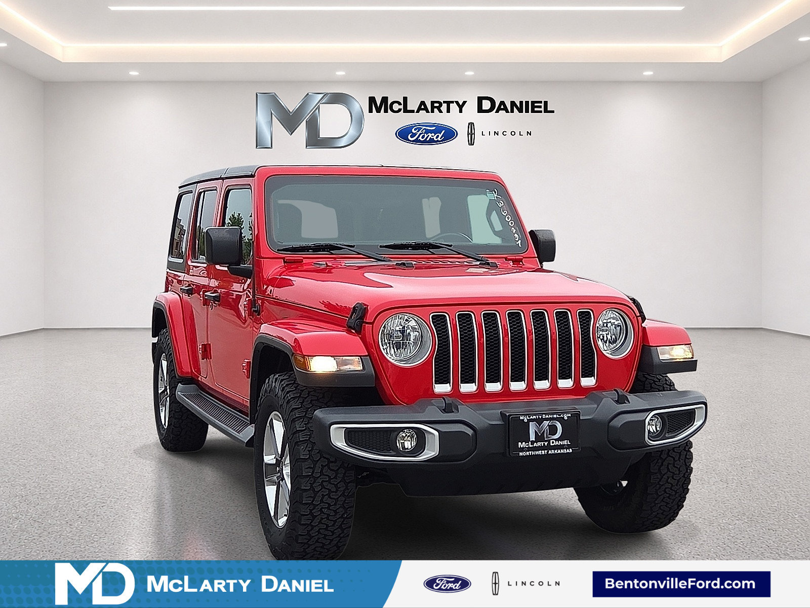 Used 2019 Jeep Wrangler Unlimited Sahara w/ Safety Group AWD/4WD image 1