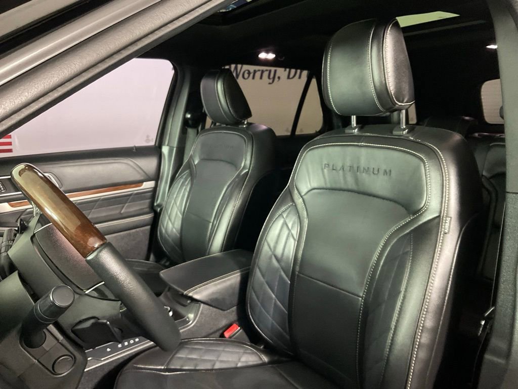 Certified 2018 Ford Explorer Platinum image 14