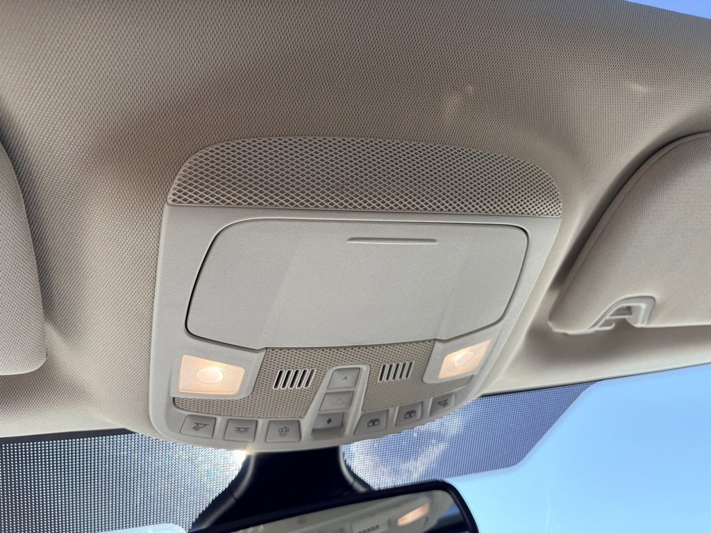 Certified 2022 Ford Edge SEL w/ Convenience Package image 16