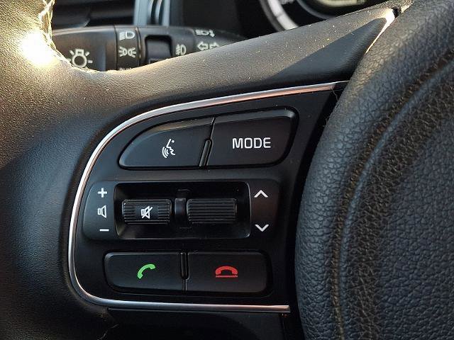 Used 2017 Kia Niro EX w/ Paint Protection Package image 22