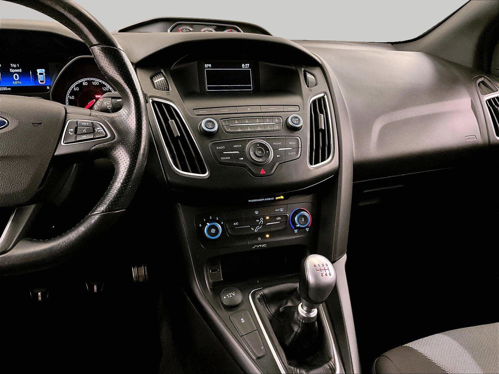 Certified 2018 Ford Focus ST FWD image 6