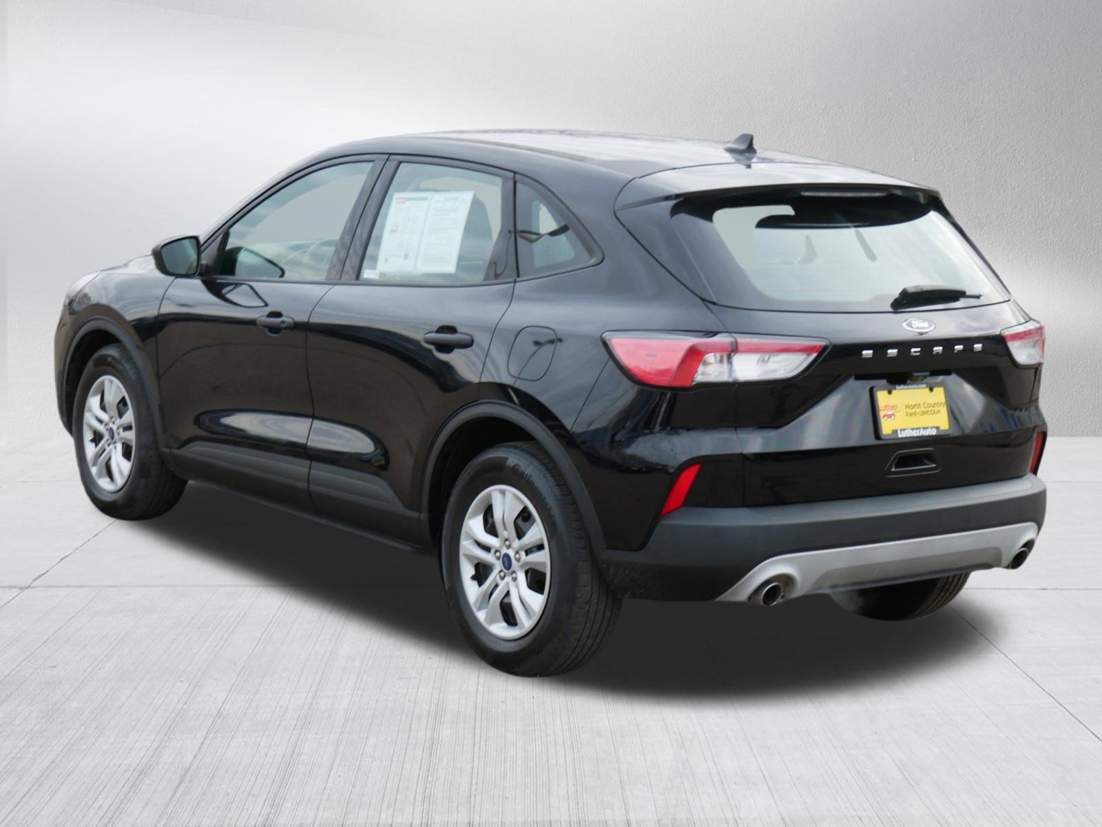 Certified 2022 Ford Escape S image 3