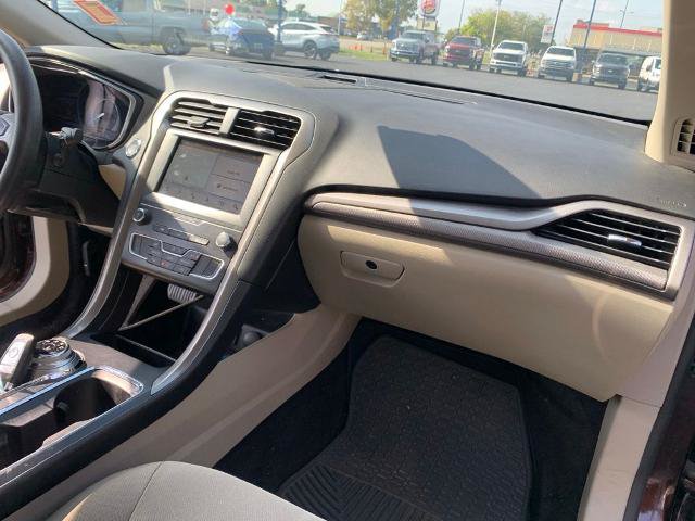 Certified 2019 Ford Fusion SE FWD image 28
