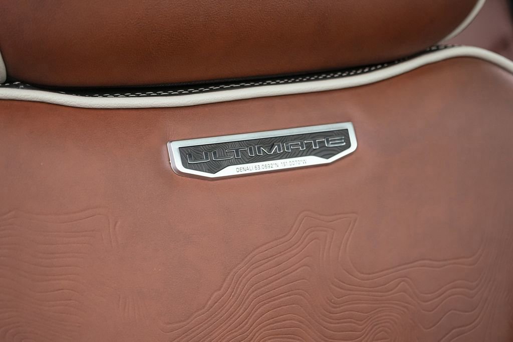 Used 2025 GMC Sierra 2500 Denali Ultimate image 33