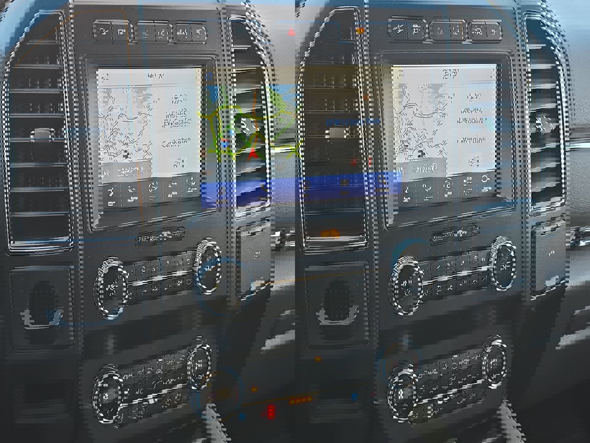 Certified 2021 Ford Expedition Limited image 16