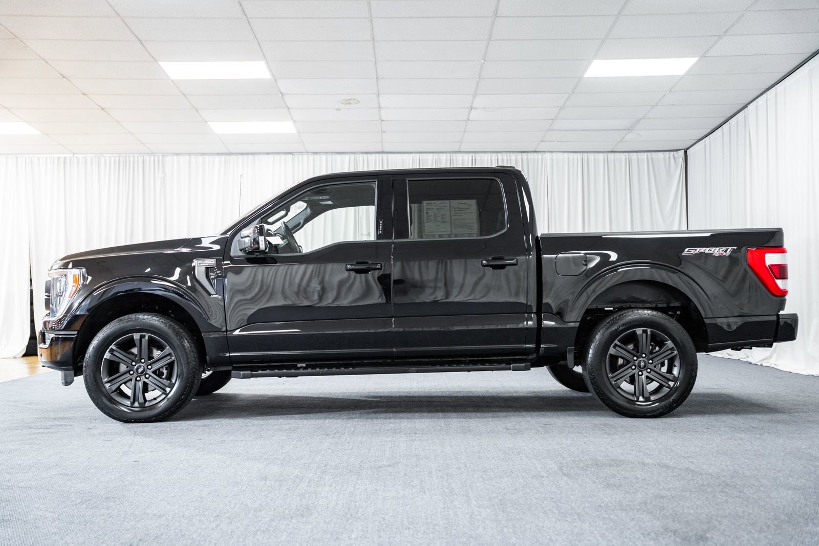 Certified 2023 Ford F150 Lariat w/ Equipment Group 502A High AWD/4WD image 5