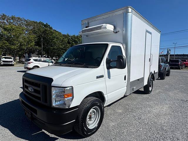 Certified 2023 Ford E-350 and Econoline 350 Super Duty w/ Power Windows & Locks Group RWD image 5