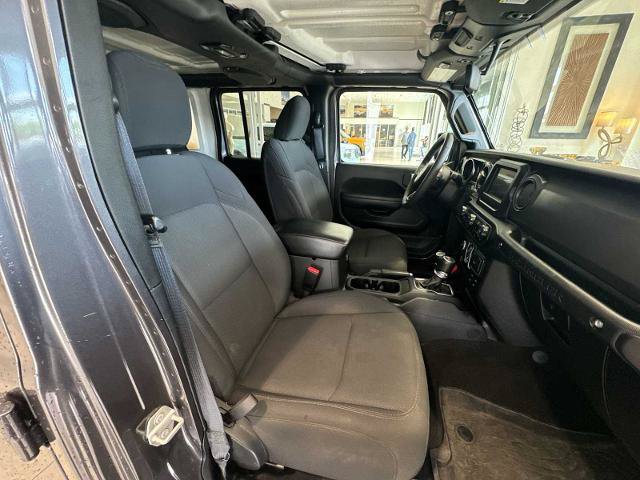 Used 2023 Jeep Wrangler Unlimited w/ Cold Weather Group AWD/4WD image 24