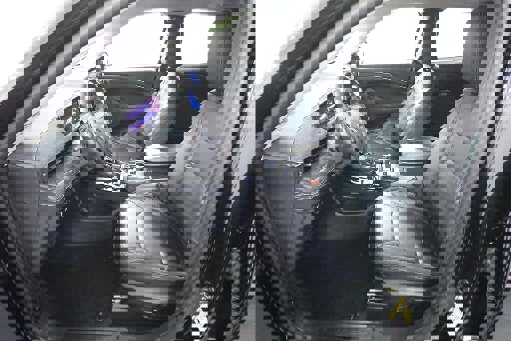 Certified 2025 Ford Mustang Mach-E Premium image 10