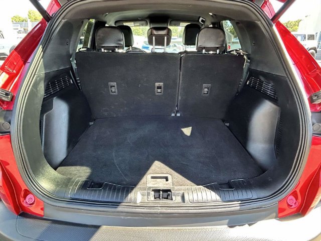 Certified 2025 Ford Escape ST-Line Select AWD/4WD image 13