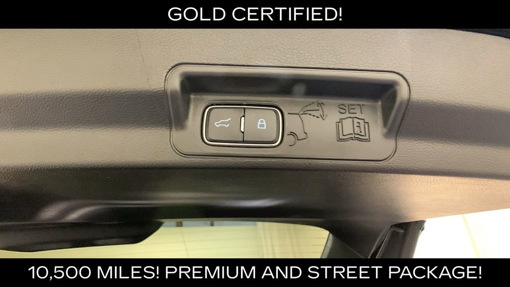 Certified 2025 Ford Explorer ST-Line w/ Premium Package AWD/4WD image 23
