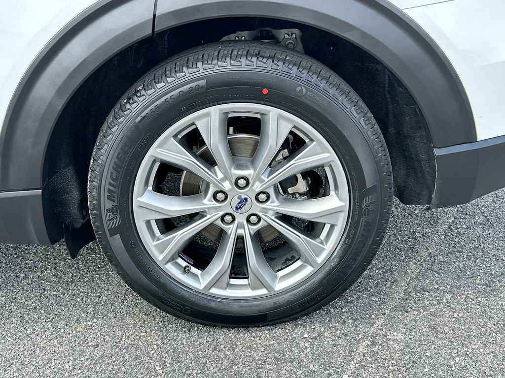 Certified 2020 Ford Explorer Limited RWD image 24